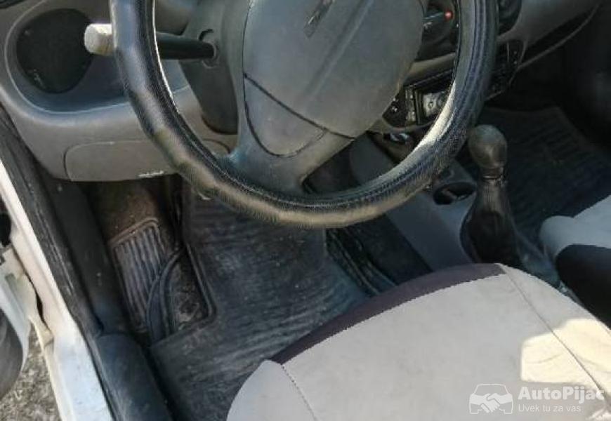 fiat_seicento_5_polovni_automobili_autopijac.rs