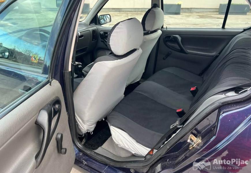 volkswagen_polo_14_98_8_polovni_automobili_autopijac.rs