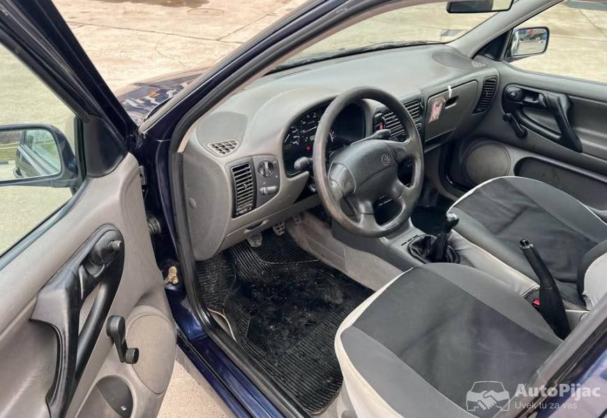 volkswagen_polo_14_98_9_polovni_automobili_autopijac.rs
