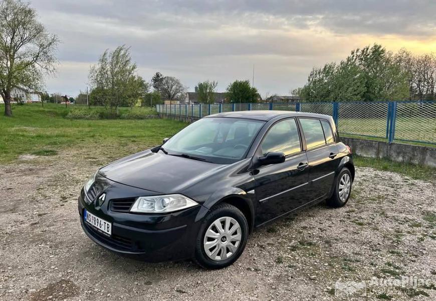 renault_megane_15_dci_06_1_polovni_automobili_autopijac.rs