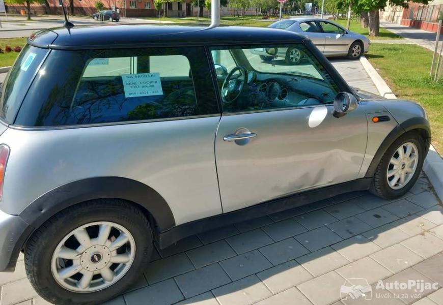 2002_mini_cooper_4_polovni_automobili_autopijac.rs