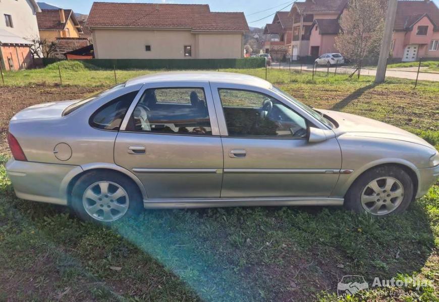 opel_vectra_b_3_polovni_automobili_autopijac.rs