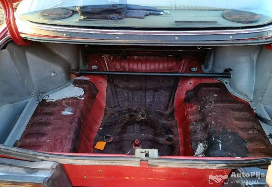 honda_16_1983_g_ima_papire_moze_se_registrovati_10_polovni_automobili_autopijac.rs