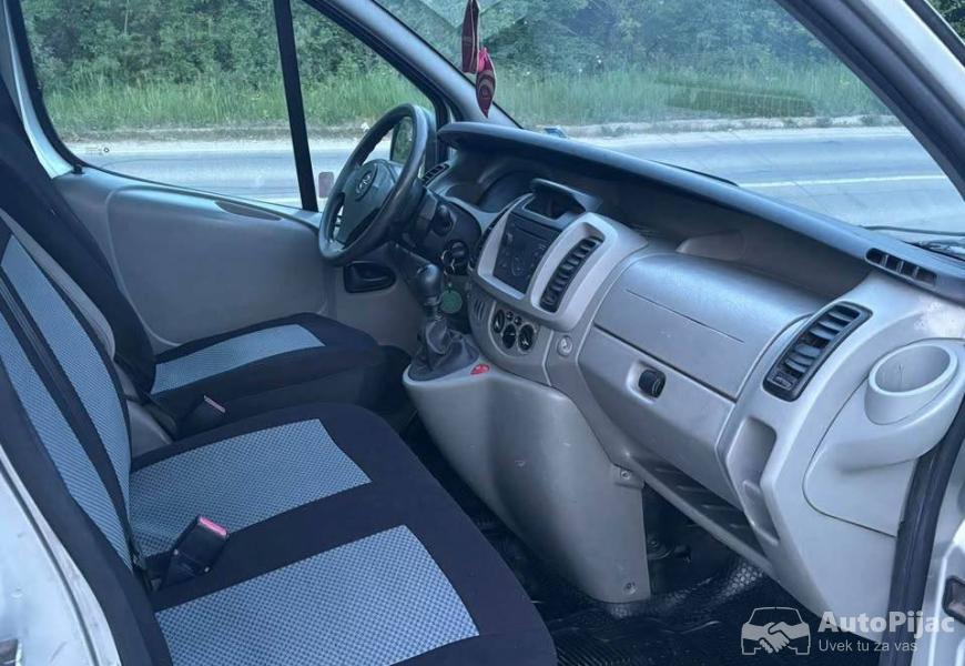 opel_vivaro_25_cdti_2006_god_registovan_10_polovni_automobili_autopijac.rs