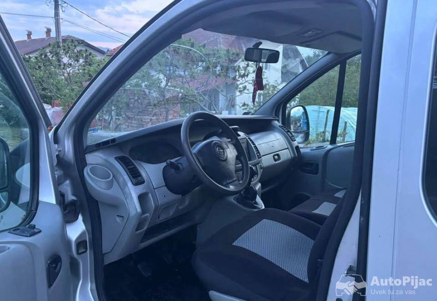 opel_vivaro_25_cdti_2006_god_registovan_6_polovni_automobili_autopijac.rs