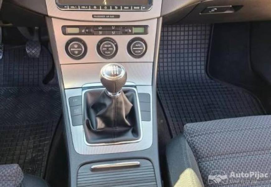 vw_passat_b6_20_tdi_2006_9_polovni_automobili_autopijac.rs