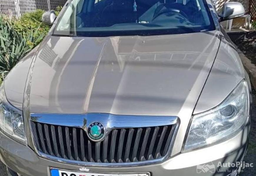 skoda_oktavia_ambient_16_diesel_1_polovni_automobili_autopijac.rs