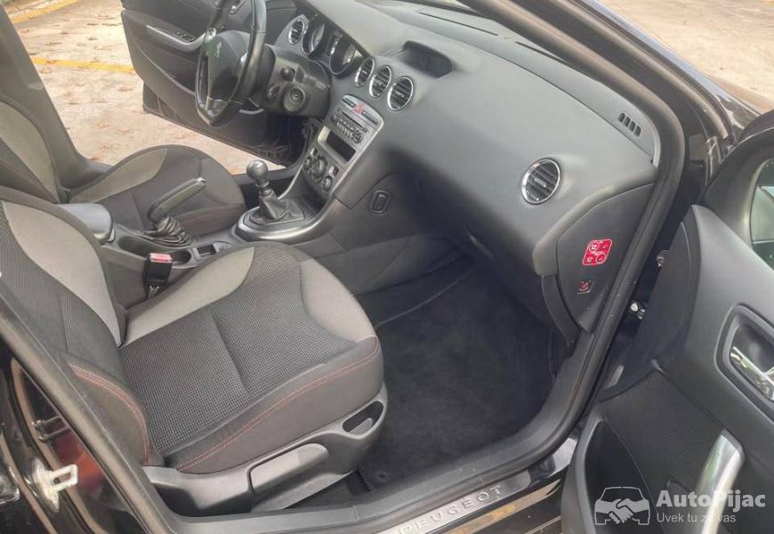 2012_peugeot_308_5_polovni_automobili_autopijac.rs