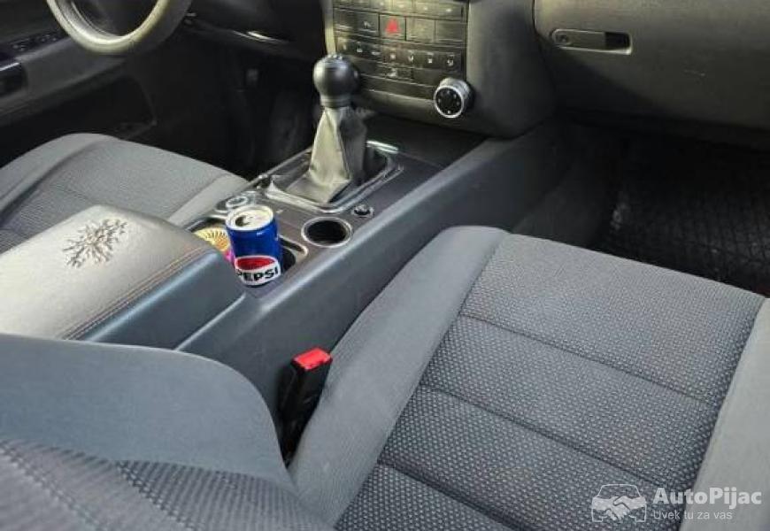 vw_tuareg_25tdi_2008_god_8_polovni_automobili_autopijac.rs