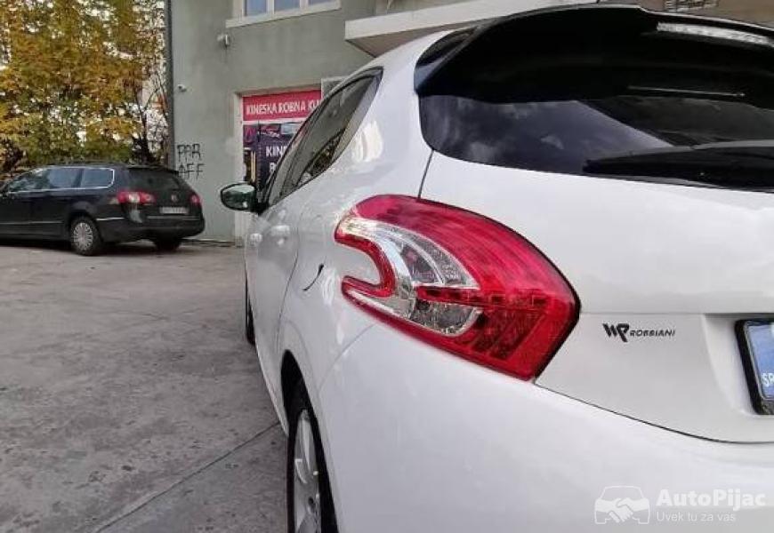 peugeot_208_allure_16ehdi_7_polovni_automobili_autopijac.rs