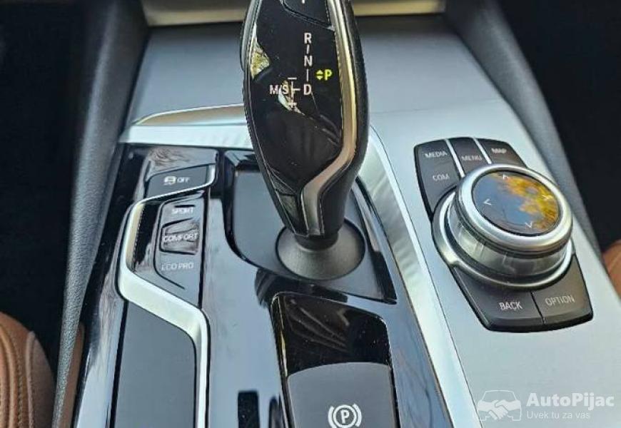 bmw_520d_g30_2017_13_polovni_automobili_autopijac.rs