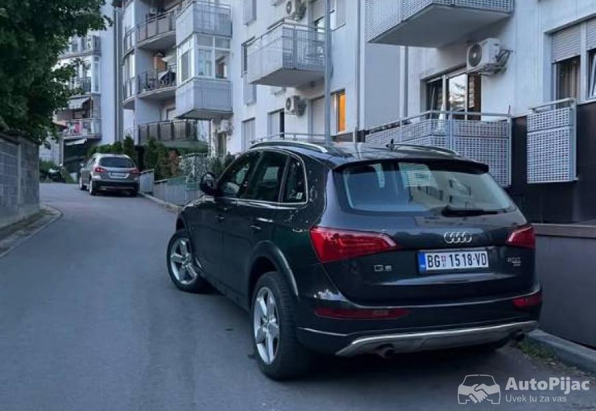 panamera_48_i_audi_q5_2009_5_polovni_automobili_autopijac.rs