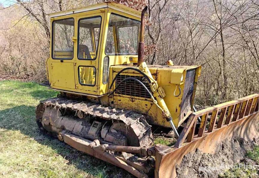 buldozer_tg_80_1_polovni_automobili_autopijac.rs
