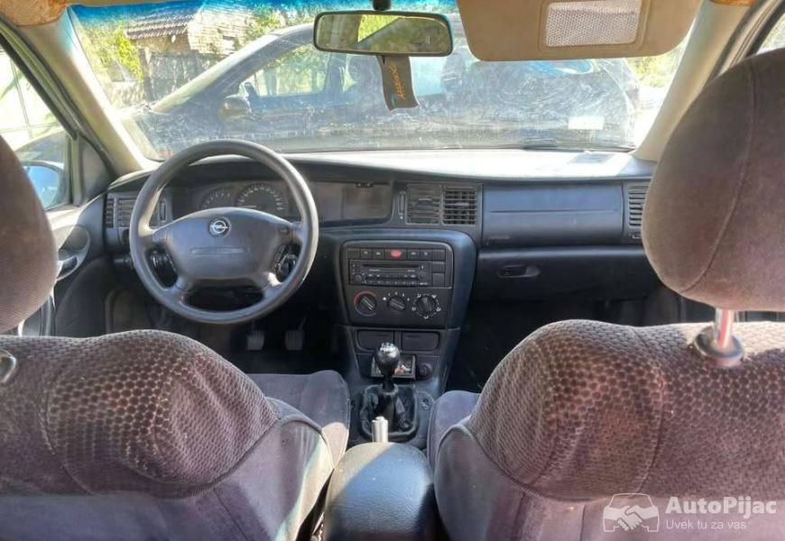 opel_vektra_b_nije_reg_top_stanje_hitno_prodaja_br_2_polovni_automobili_autopijac.rs
