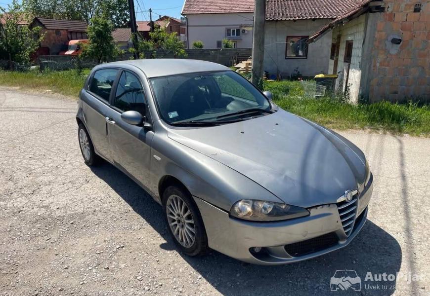 alfa_147_6_polovni_automobili_autopijac.rs