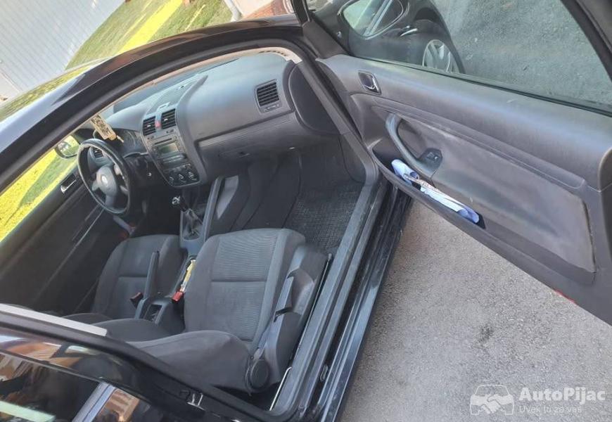 golf_5_19tdi_4_polovni_automobili_autopijac.rs