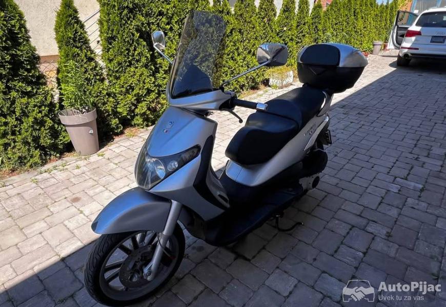 piaggio_beverly_250_7_polovni_automobili_autopijac.rs