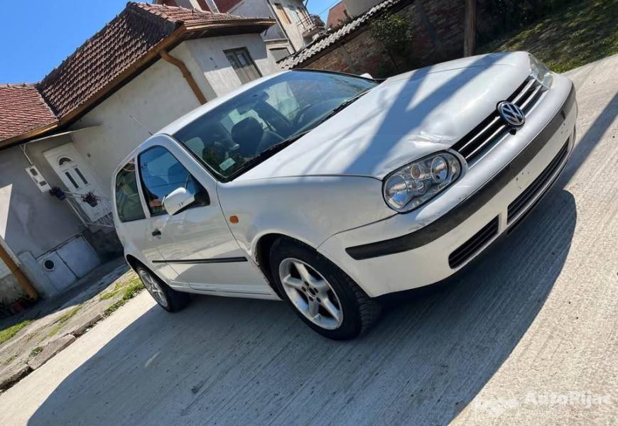 golf_14_2_polovni_automobili_autopijac.rs