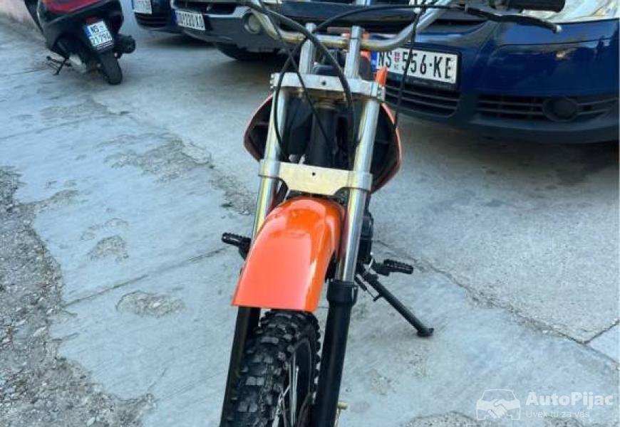 kros_125_mini_kroserica_na_brzine_9_polovni_automobili_autopijac.rs
