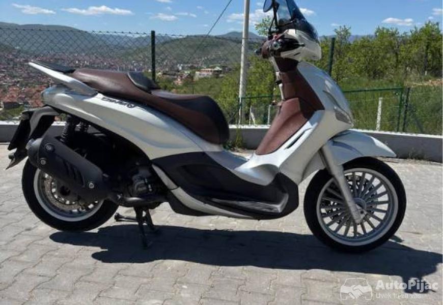 piaggio_beverly_300ie_3_polovni_automobili_autopijac.rs