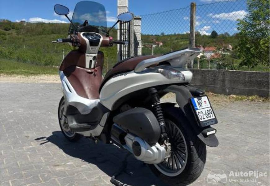 piaggio_beverly_300ie_6_polovni_automobili_autopijac.rs