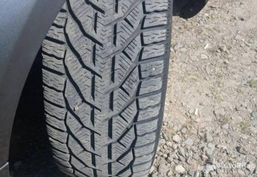 passat_b6_20_8v_8_polovni_automobili_autopijac.rs