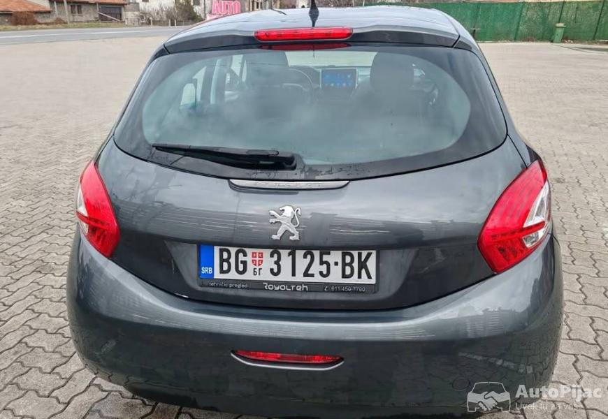 peugoet_208_12_benzin_2014_reg_10_polovni_automobili_autopijac.rs