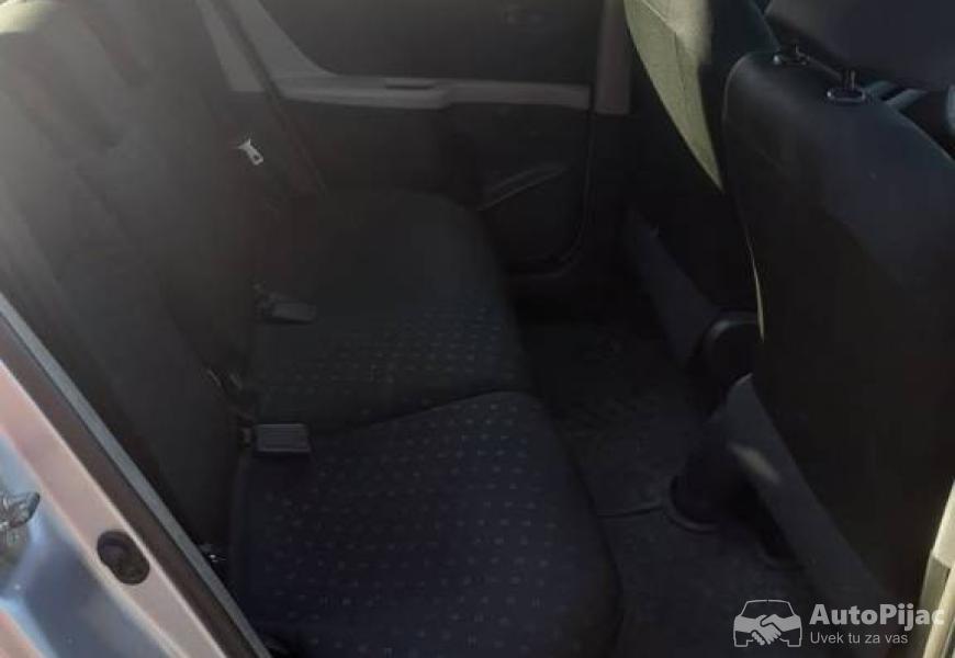 2008_toyota_yaris_9_polovni_automobili_autopijac.rs