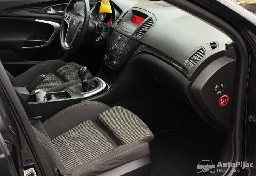 opel_insignija_10_polovni_automobili_autopijac.rs
