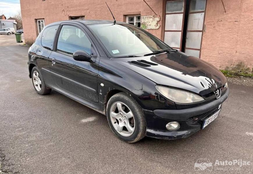 206_gti_1_polovni_automobili_autopijac.rs