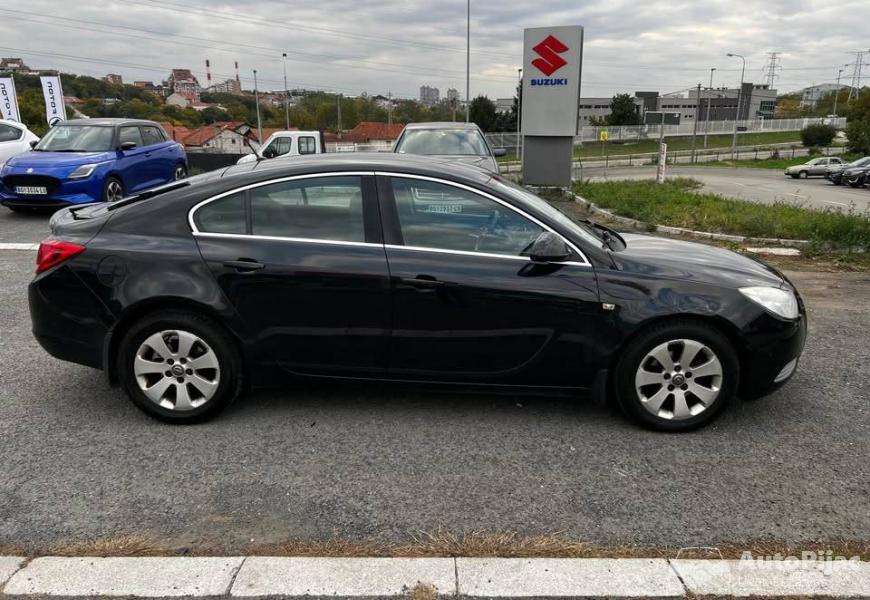 opel_insignia_4_polovni_automobili_autopijac.rs