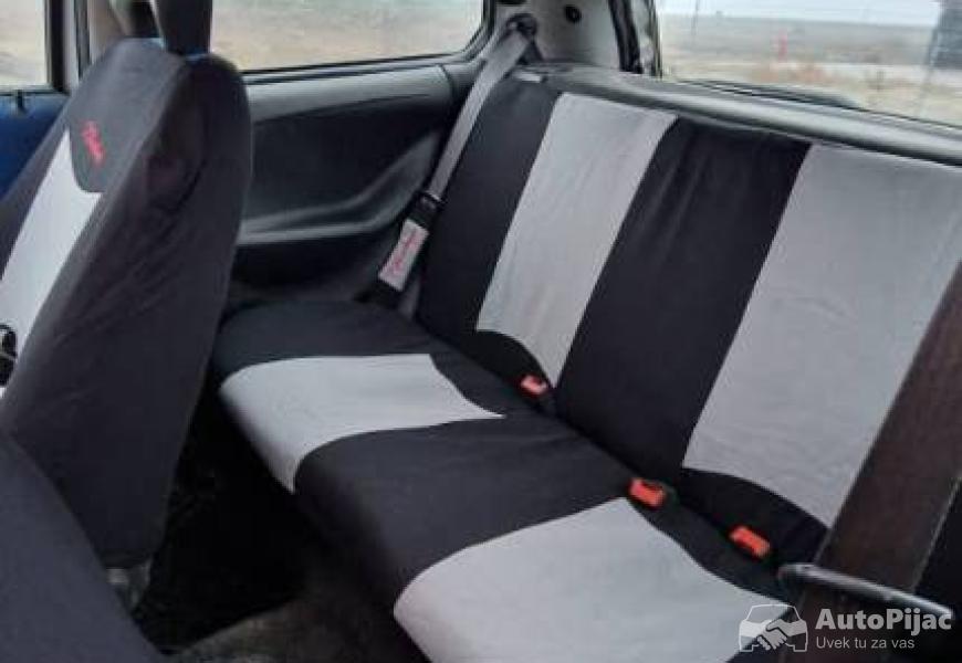 fiat_punto_2001_8_polovni_automobili_autopijac.rs