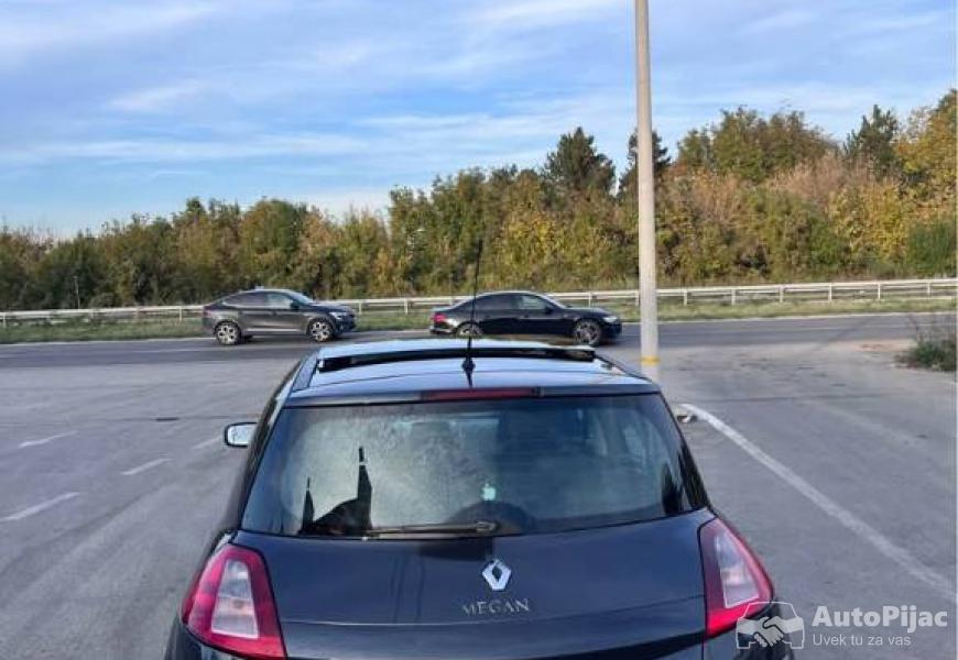 reno_megane_19dci_panorama_krov_10_polovni_automobili_autopijac.rs