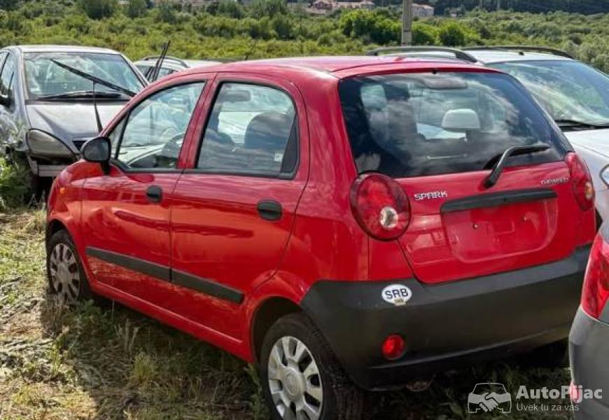 chevrolet_spark_delovi_3_polovni_automobili_autopijac.rs