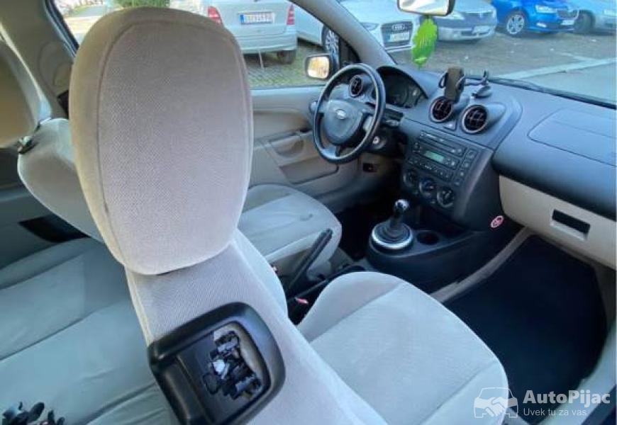 ford_fiesta_automatic_7_polovni_automobili_autopijac.rs