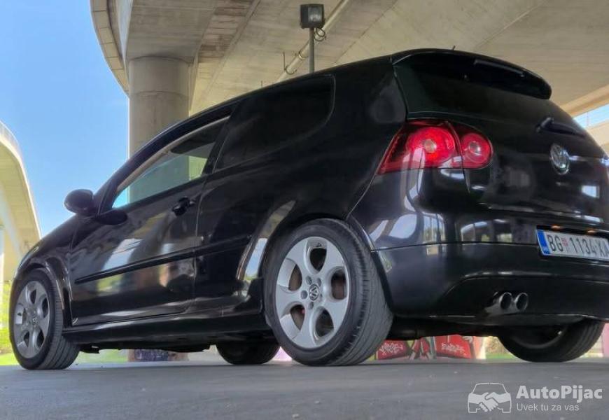 2006_volkswagen_golf_10_polovni_automobili_autopijac.rs
