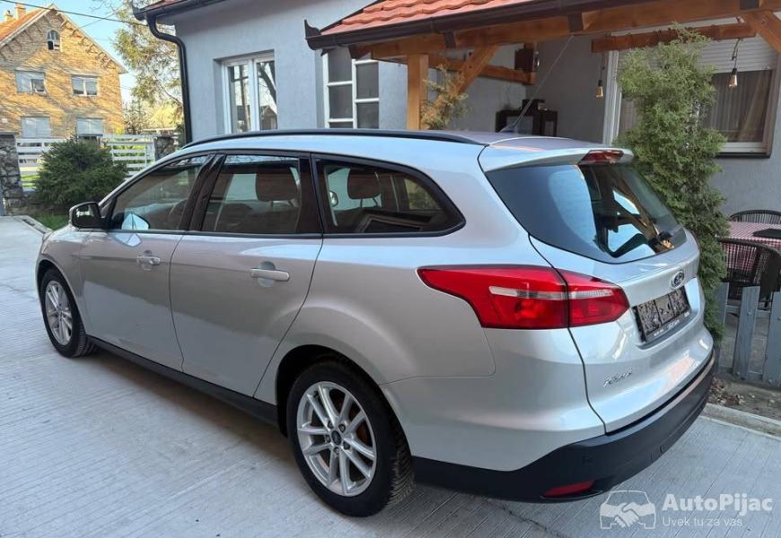 2015_ford_fokus_15tdci_70kw95ks_5_polovni_automobili_autopijac.rs
