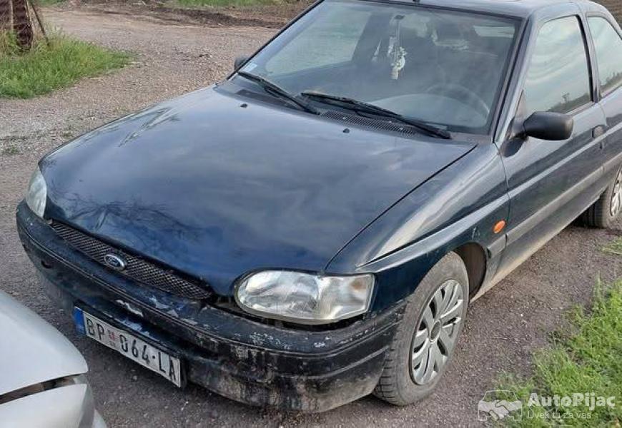 1997_ford_eskord_2_polovni_automobili_autopijac.rs