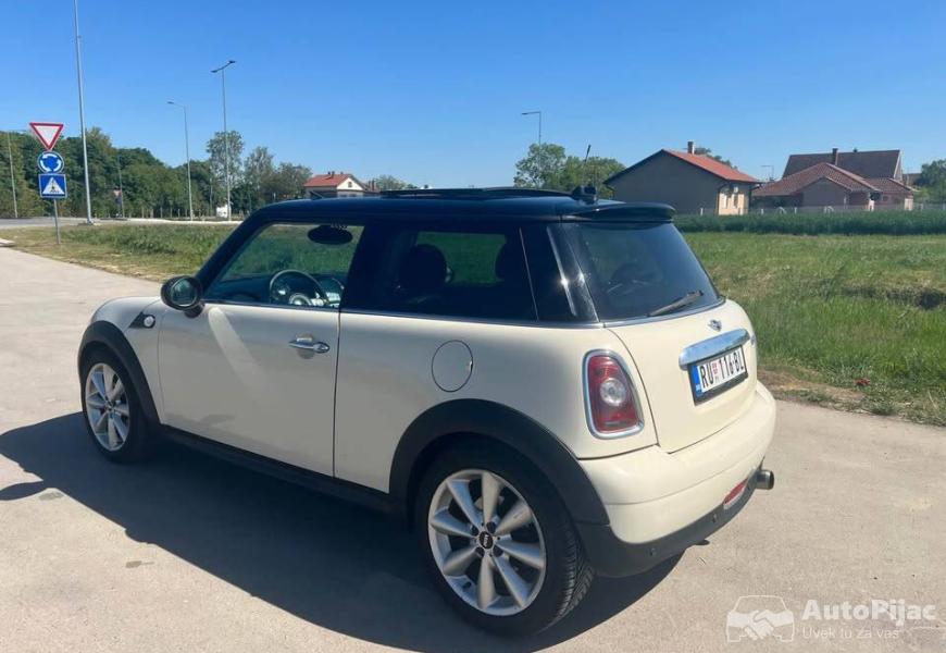 mini_cooper_pano_koza_xenon_6_polovni_automobili_autopijac.rs