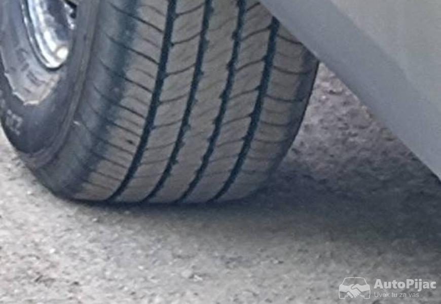iveko_daily_kombi_6_polovni_automobili_autopijac.rs