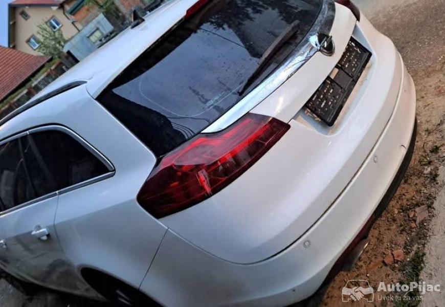 opel_insignia_5_polovni_automobili_autopijac.rs