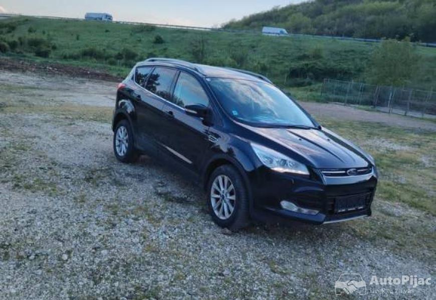 prodajem_dzip_ford_kuga_titanijum_2015_godiste_top_5_polovni_automobili_autopijac.rs