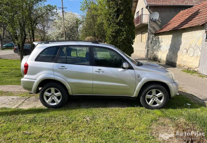 toyota_rav4_4x4_2_polovni_automobili_autopijac.rs