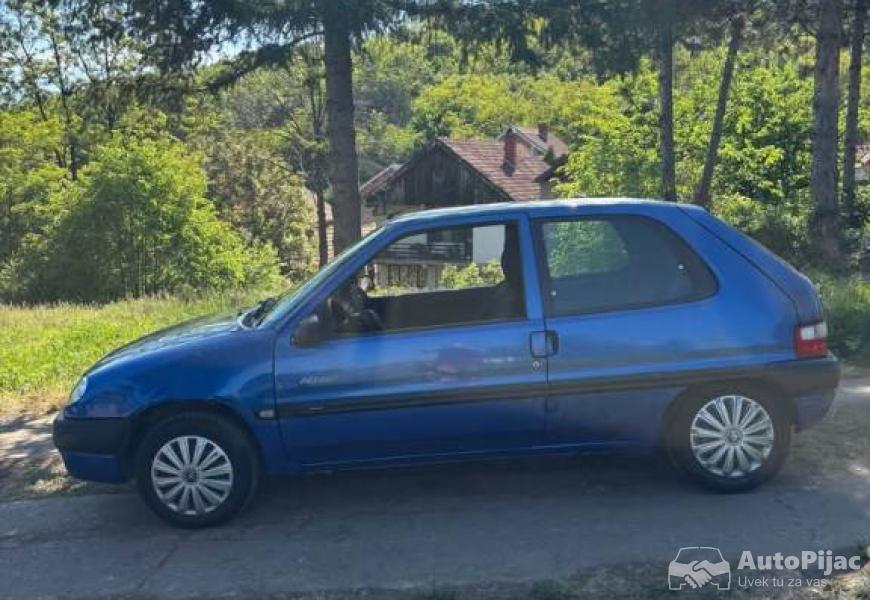 citroen_saxo_11_reg_godinu_dana_2_polovni_automobili_autopijac.rs