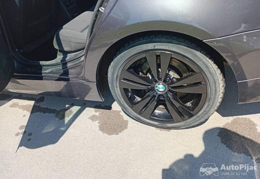 bmw_e91_318_tds_2007_3500_eura_13_polovni_automobili_autopijac.rs