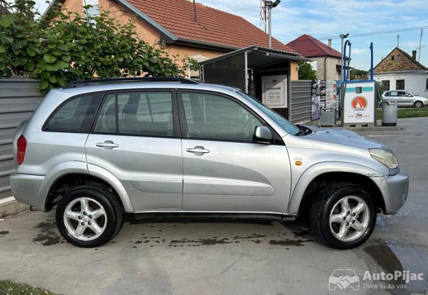 toyota_rav4_20d_4x4_2003god_reg_72026_5_polovni_automobili_autopijac.rs