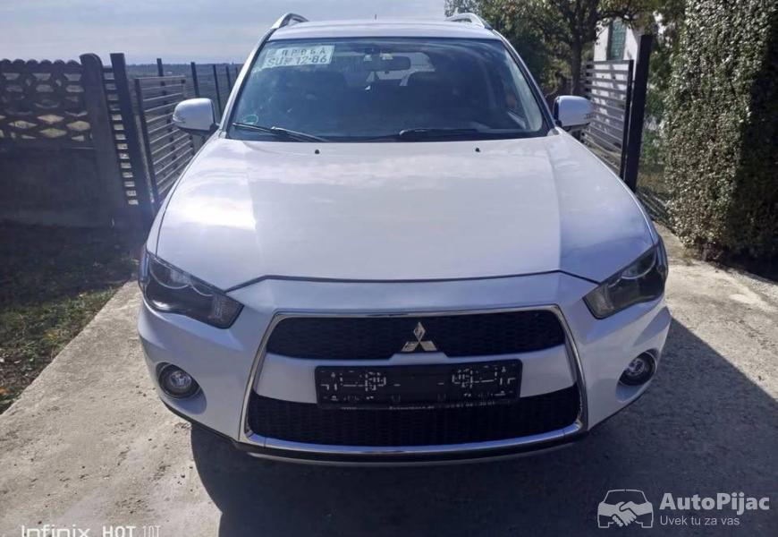 prodajem_mitsubishi_outlander_20_benzin_3_polovni_automobili_autopijac.rs