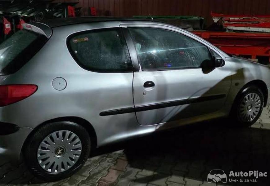 peugeot_206_19d_3_polovni_automobili_autopijac.rs