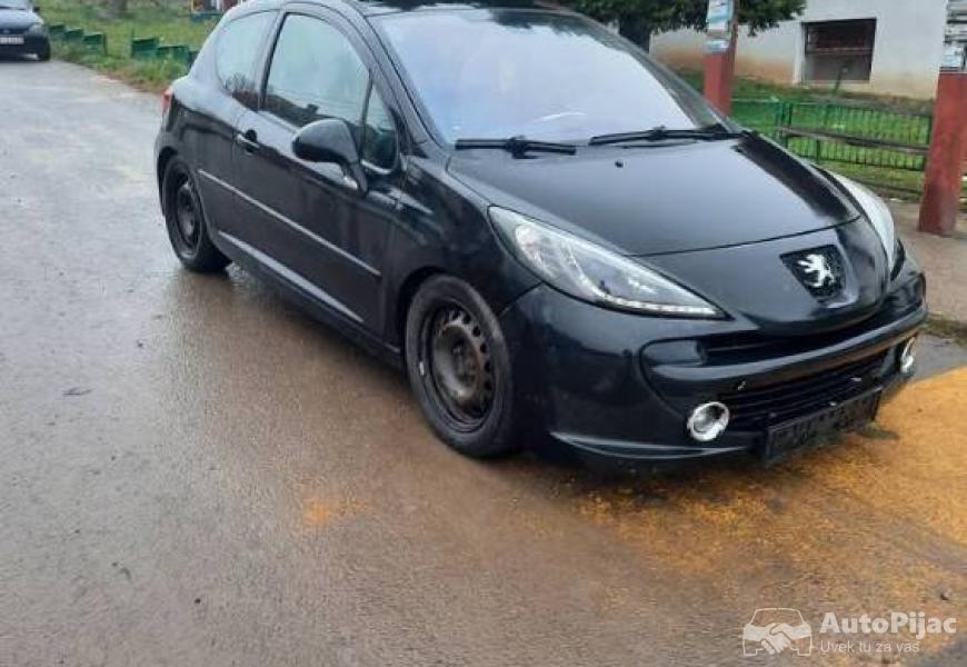 pezo_207_delovi_4_polovni_automobili_autopijac.rs