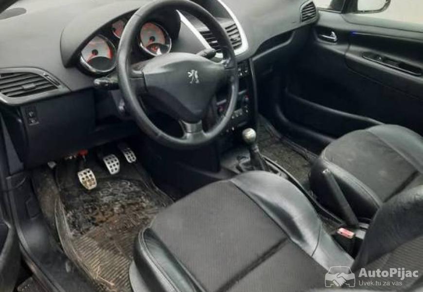 pezo_207_delovi_8_polovni_automobili_autopijac.rs